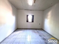 Casa com 03 dormitórios para locação no bairro Scharlau 