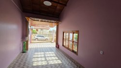 Casa de esquina com 03 dormitórios no bairro Imigrante Norte 