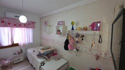 Casa de esquina com 03 dormitórios no bairro Imigrante Norte 