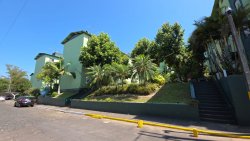 Apartamento com 02 dormitórios para locação no bairro Canudos  