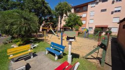 Apartamento com 02 dormitórios para locação no bairro Canudos  