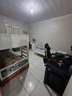 Casa com 02 dormitórios no bairro São Jorge 