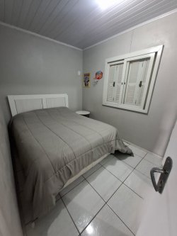 Casa com 02 dormitórios no bairro São Jorge 