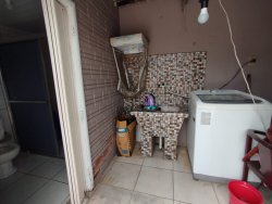 Casa com 04 dormitórios no bairro Canudos 