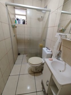 Casa com 04 dormitórios no bairro Canudos 