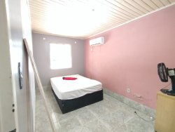 Casa com 04 dormitórios no bairro Canudos 
