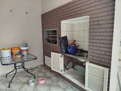 Casa com 03 dormitórios, sendo 01 suíte no bairro Operário 