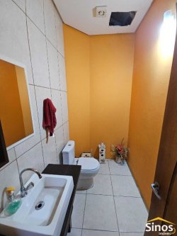 Terreno com 03 casas com 03 dormitórios no Bairro Rio Branco 