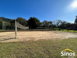 Terreno com 1.000m² no Condomínio Country Village 