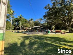 Terreno com 1.000m² no Condomínio Country Village 