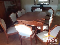 Apartamento com 02 dormitórios, sendo 01 suíte no Centro 