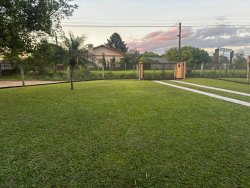 Casa com 02 dormitórios no bairro Lomba Grande 