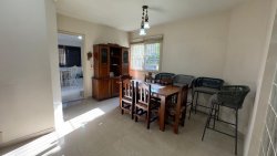 Casa com 03 dormitórios no bairro Vila Nova 