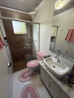 Casa mista com 02 dormitórios no bairro Boa Saúde 