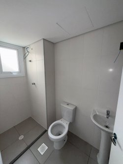 Apartamento com 02 dormitórios no Residencial Alegro Brasil 