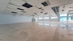 Prédio comercial com 535m² para locação no bairro Ideal 
