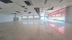 Prédio comercial com 535m² para locação no bairro Ideal 