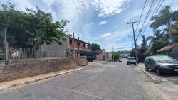 Casa com 02 dormitórios no bairro Canudos 