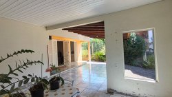 Casa com 02 dormitórios no bairro Canudos 