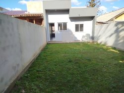 Casa com 02 dormitórios no bairro Arroio da Manteiga 