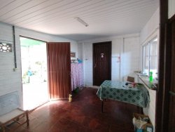 Casa com 02 dormitórios no bairro Arroio da Manteiga 