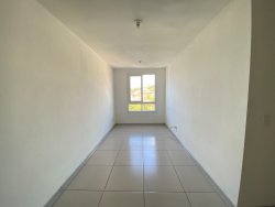 Apartamento com 02 dormitórios para locação no Residencial Argos 