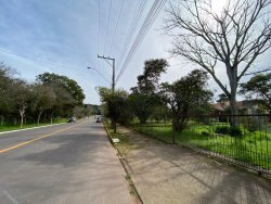 Terreno na área central de Lomba Grande 