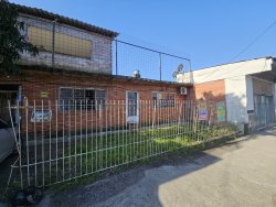 Terreno com prédio comercial e residencial no bairro Ideal 