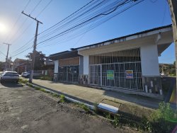 Terreno com prédio comercial e residencial no bairro Ideal 