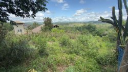 Área de terras com 2.970m² na zona central de Lomba Grande 