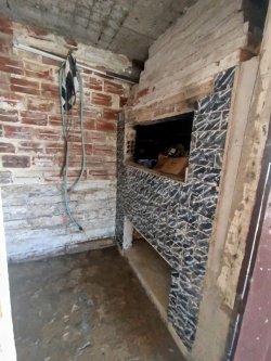 Casa com 02 dormitórios no bairro Guarani 