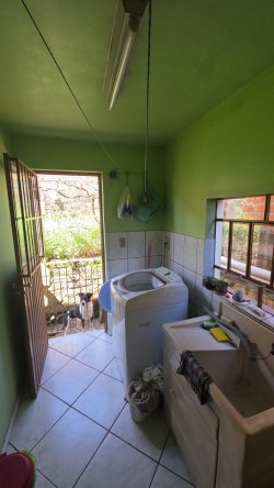 Casa com 02 dormitórios no bairro Bela Vista  