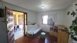 Casa com 02 dormitórios no bairro Bela Vista  