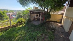 Casa com 02 dormitórios no bairro Bela Vista  