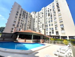 Apartamento Mobiliado com 03 dormitórios no bairro Cristo Rei 