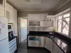 Apartamento com 02 dormitórios no Bairro Vila Nova 