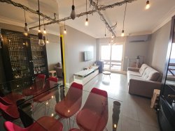 Apartamento com 02 dormitórios no Bairro Vila Nova 