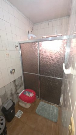 Sobrado com 03 dormitórios no Bairro Ideal 