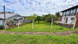Terreno na área central no bairro Lomba Grande 