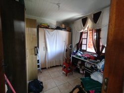 Casa com 03 dormitórios no bairro Canudos 