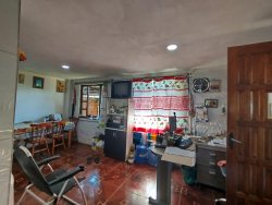 Casa com 03 dormitórios no bairro Canudos 