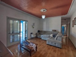 Prédio comercial e residencial no bairro Santo Afonso 