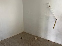 Prédio comercial e residencial no bairro Lomba Grande 