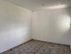 Prédio comercial e residencial no bairro Lomba Grande 