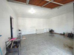 Casa com 03 dormitórios no bairro Ideal 