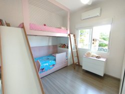 Casa com 03 dormitórios no bairro Ideal 