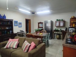 Casa com 01 suíte no bairro Vila Nova 