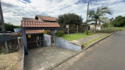Sobrado com 04 dormitórios no bairro Feitoria Seller 