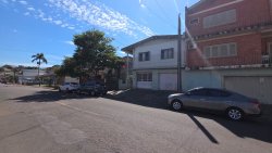 Casa com 03 dormitórios no Bairro Liberdade 