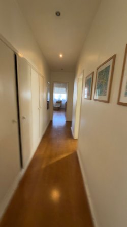 Casa com 03 dormitórios no bairro Hamburgo Velho 